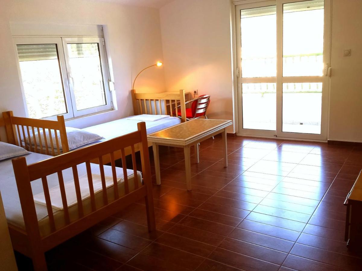 אולסינץ' Hoxha Rooms מראה חיצוני תמונה
